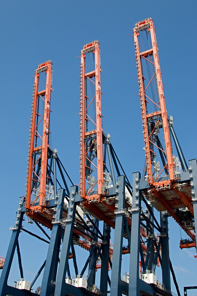 europoort maasvlakte rotterdam botlek haven scheepvaart industrie fabrieken marine transport overslag terminal portlantis ferry centrale